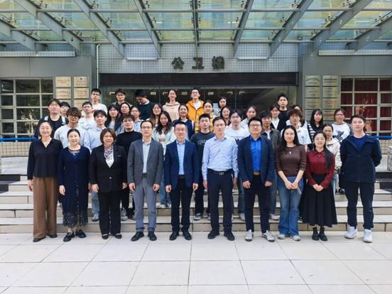 22e290bf34a59ea7d959d04ee6f2910